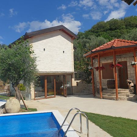 Rustic Villas Barlovic Улцин Екстериор снимка