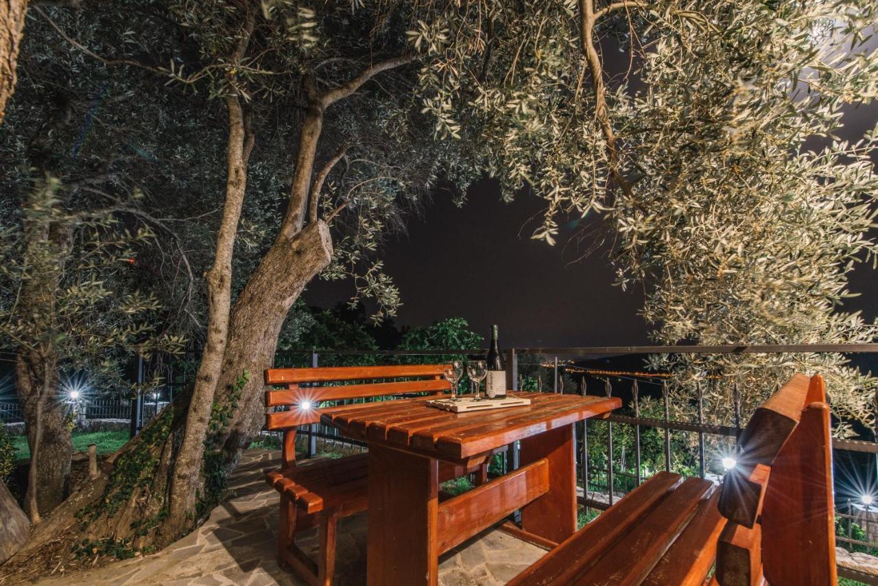 Rustic Villas Barlovic Улцин Екстериор снимка