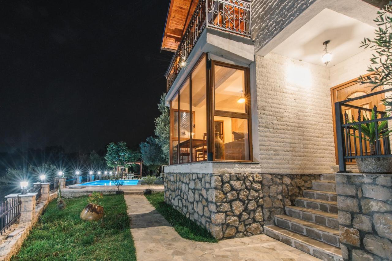 Rustic Villas Barlovic Улцин Екстериор снимка