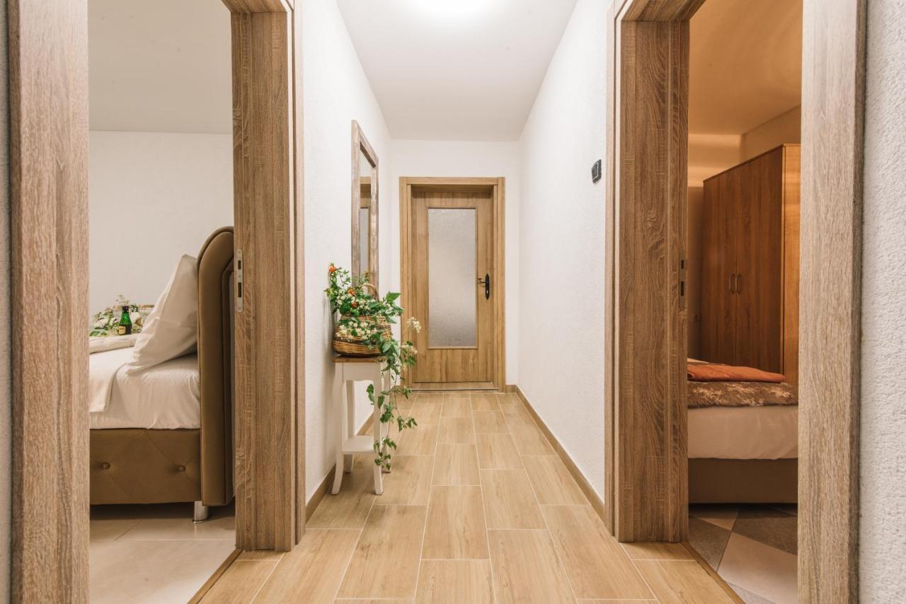 Rustic Villas Barlovic Улцин Екстериор снимка