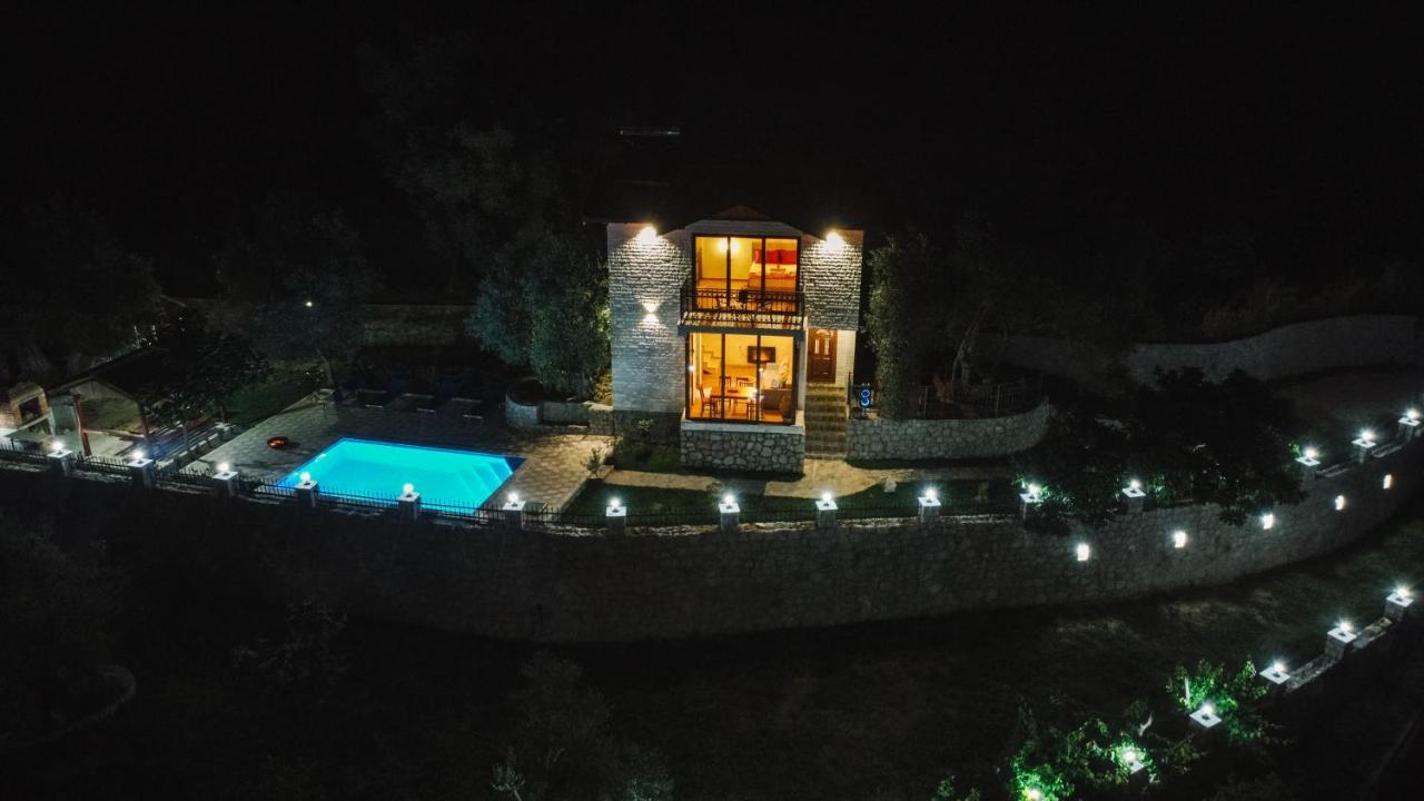 Rustic Villas Barlovic Улцин Екстериор снимка