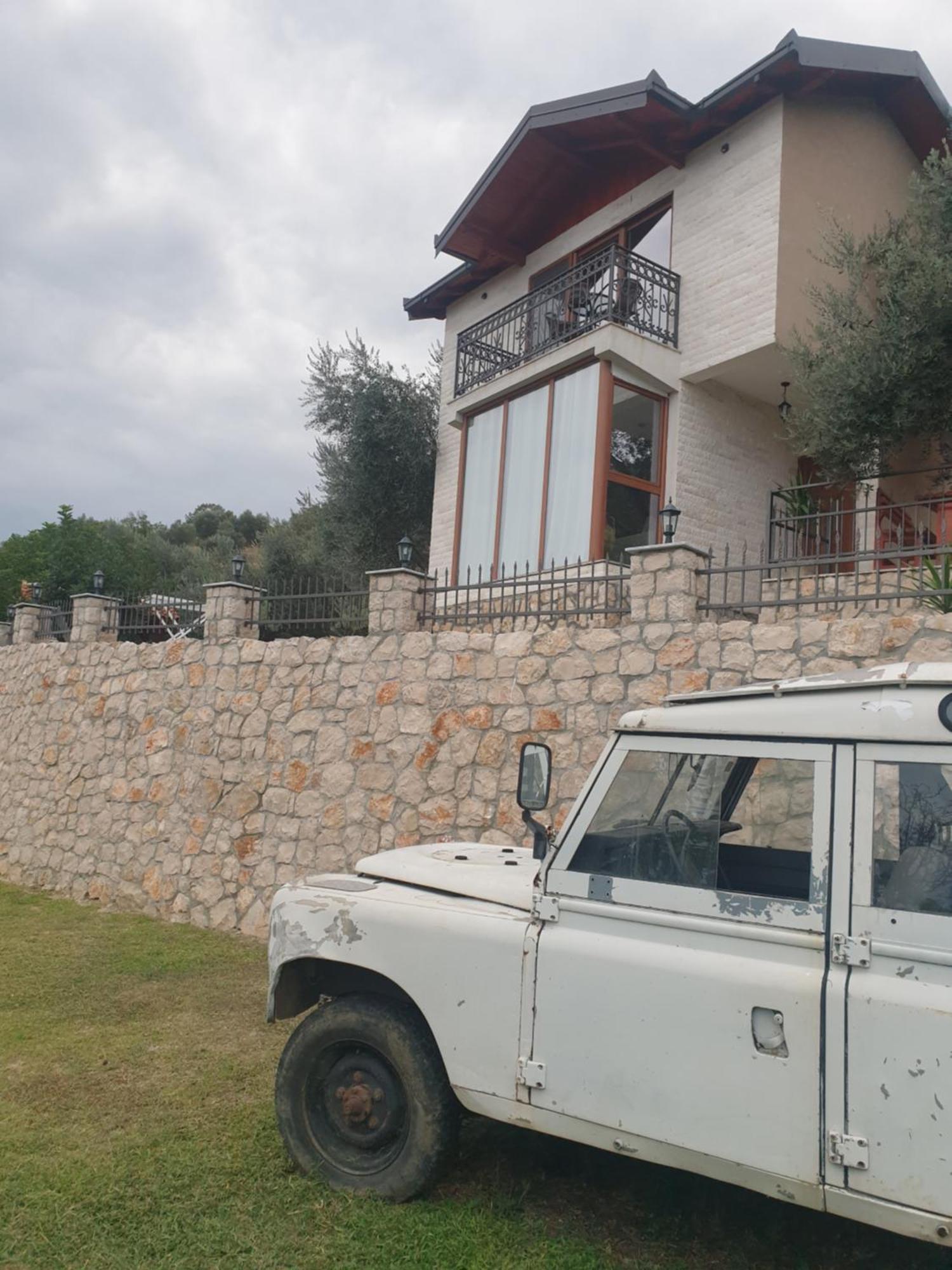 Rustic Villas Barlovic Улцин Екстериор снимка