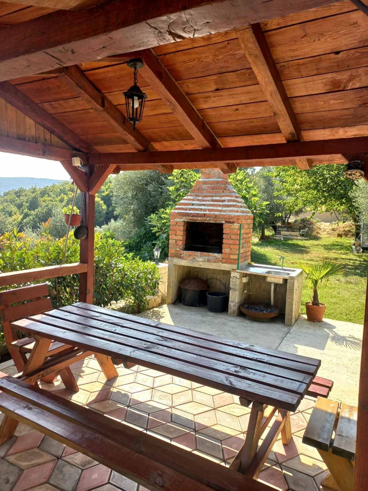 Rustic Villas Barlovic Улцин Екстериор снимка